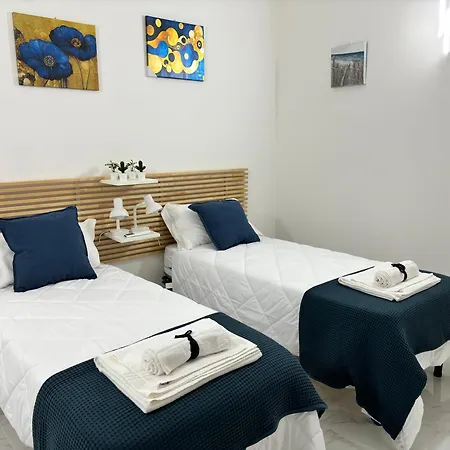 Your Home, Easy Walk To The Apartment Bari