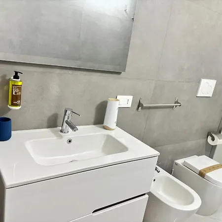 Apartment Your Home, Easy Walk To The Bari