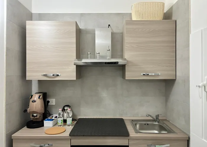 Апартаменты Your Home, Easy Walk To The *