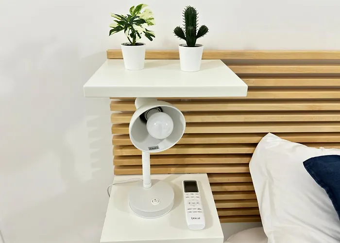 Апартаменты Your Home, Easy Walk To The