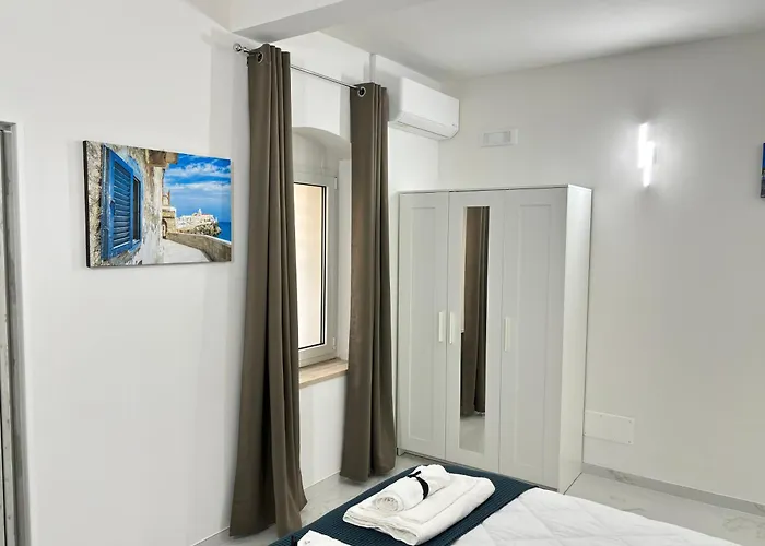 Your Home, Easy Walk To The Апартаменты Бари